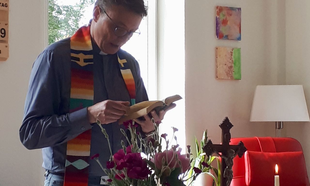 Anlässlich des katholisches Hochfestes Peter und Paul hielt Propst Berkefeld eine Andacht in der Caritas-Tagespflege Duderstadt.