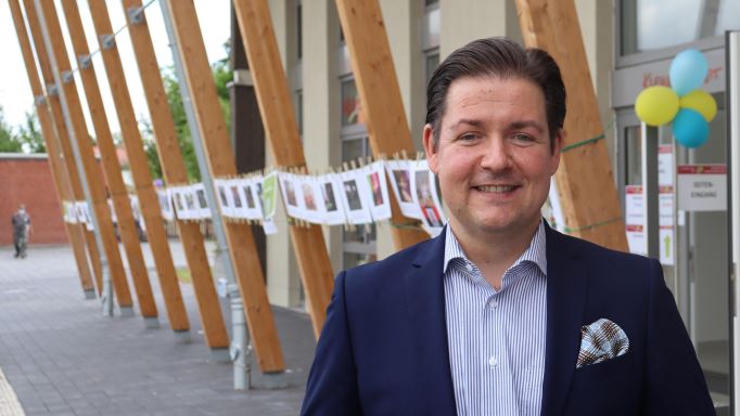 Landrat Marcel Riethig war in Rosdorf dabei. | Foto: Landkreis Göttingen