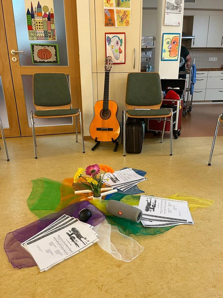 Der Carena-Nachmittag im Lorenz-Werthmann-Haus war liebevoll vorbereitet worden. | Foto: Simone Lojda / Caritas