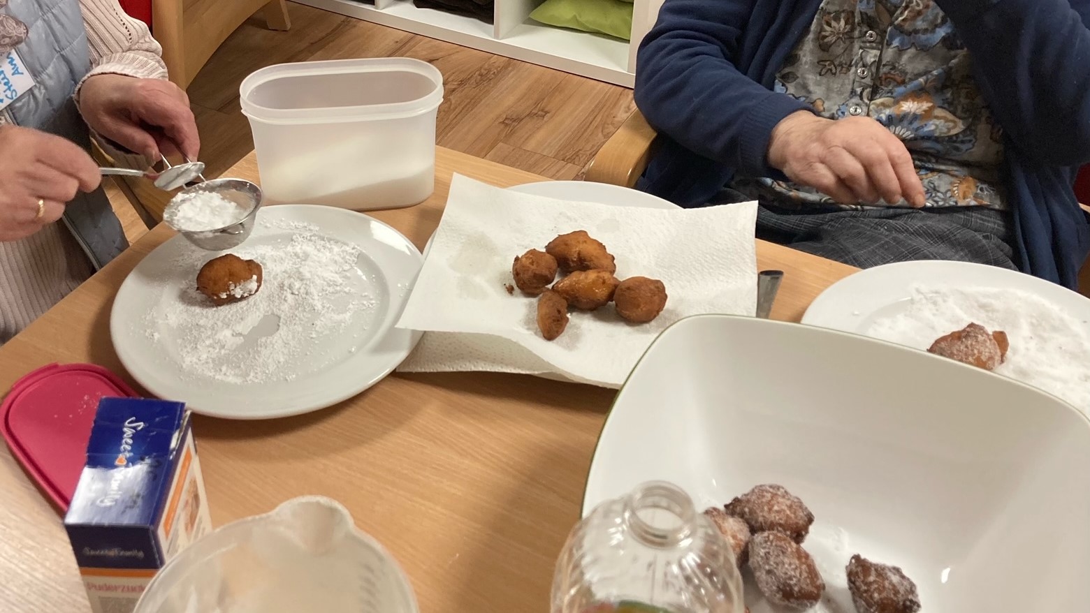 Karneval in der Tagespflege St. Vinzenz in Gieboldehausen | Foto: Caritas Südniedersachsen